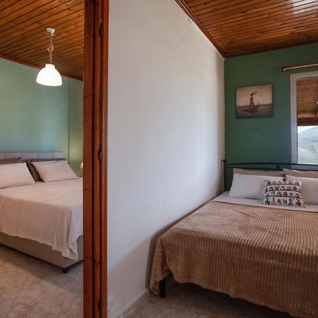 Maria'S Cottage House Khelmata Екстер'єр фото