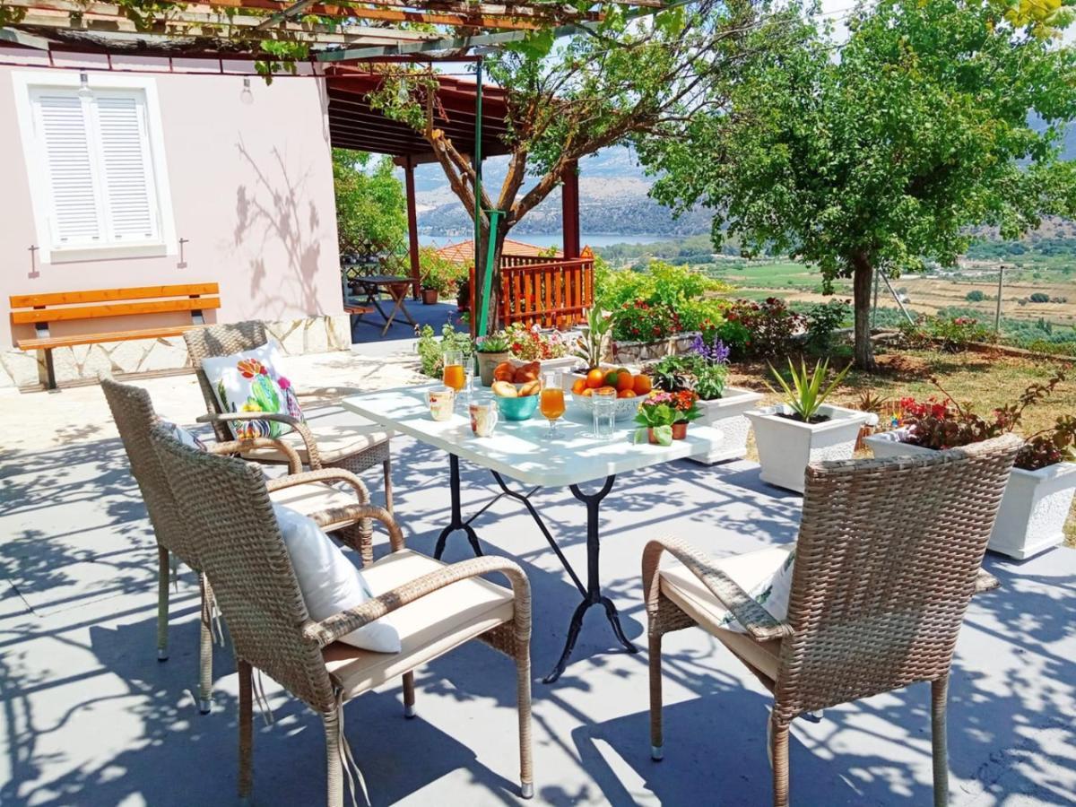 Maria'S Cottage House Khelmata Екстер'єр фото
