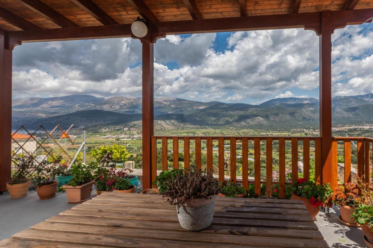 Maria'S Cottage House Khelmata Екстер'єр фото